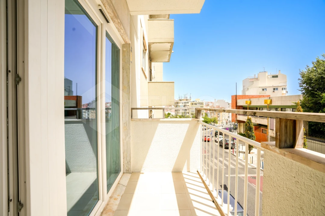Apartamento T3 para Venda em Arroios Foto 27