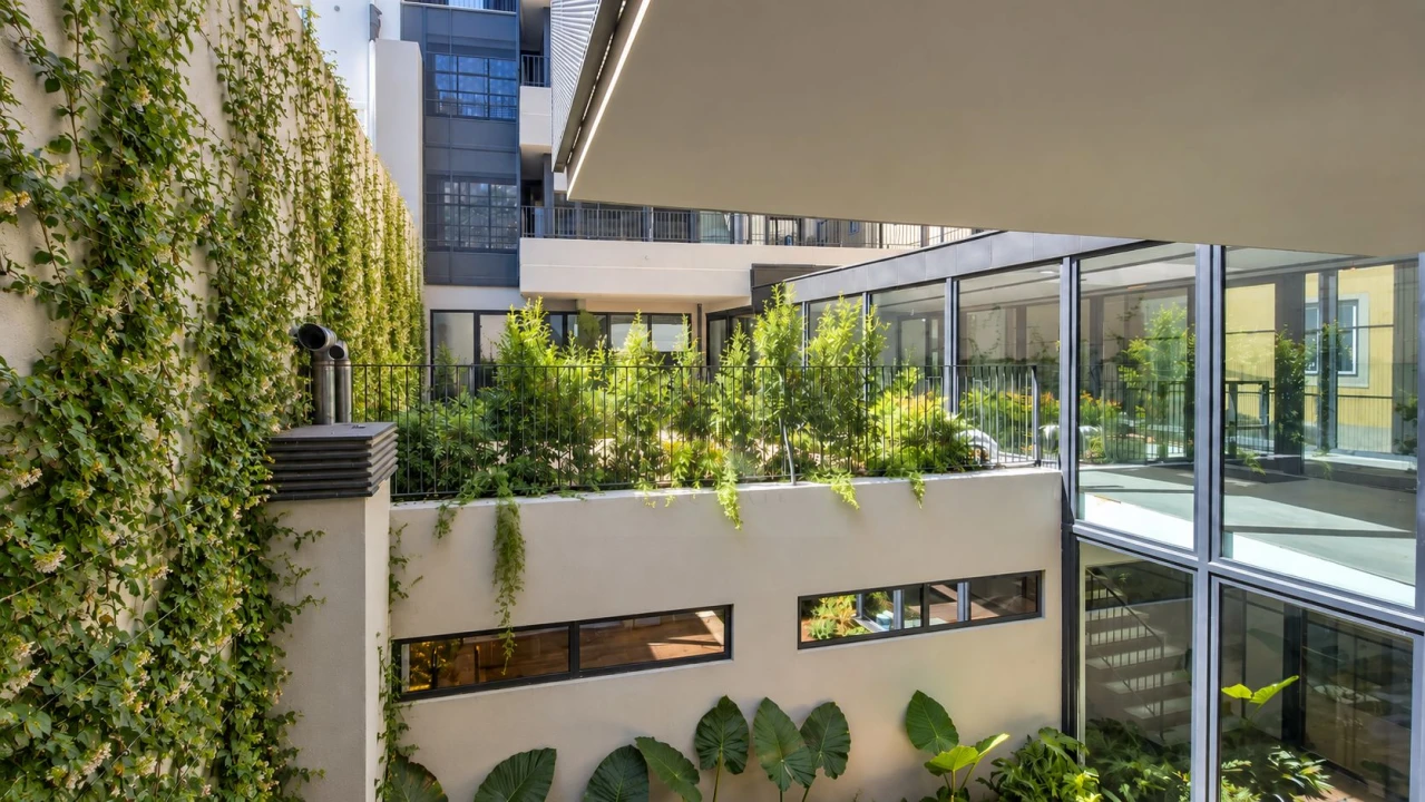 Apartamento T1 para Venda em Santo António Foto 14