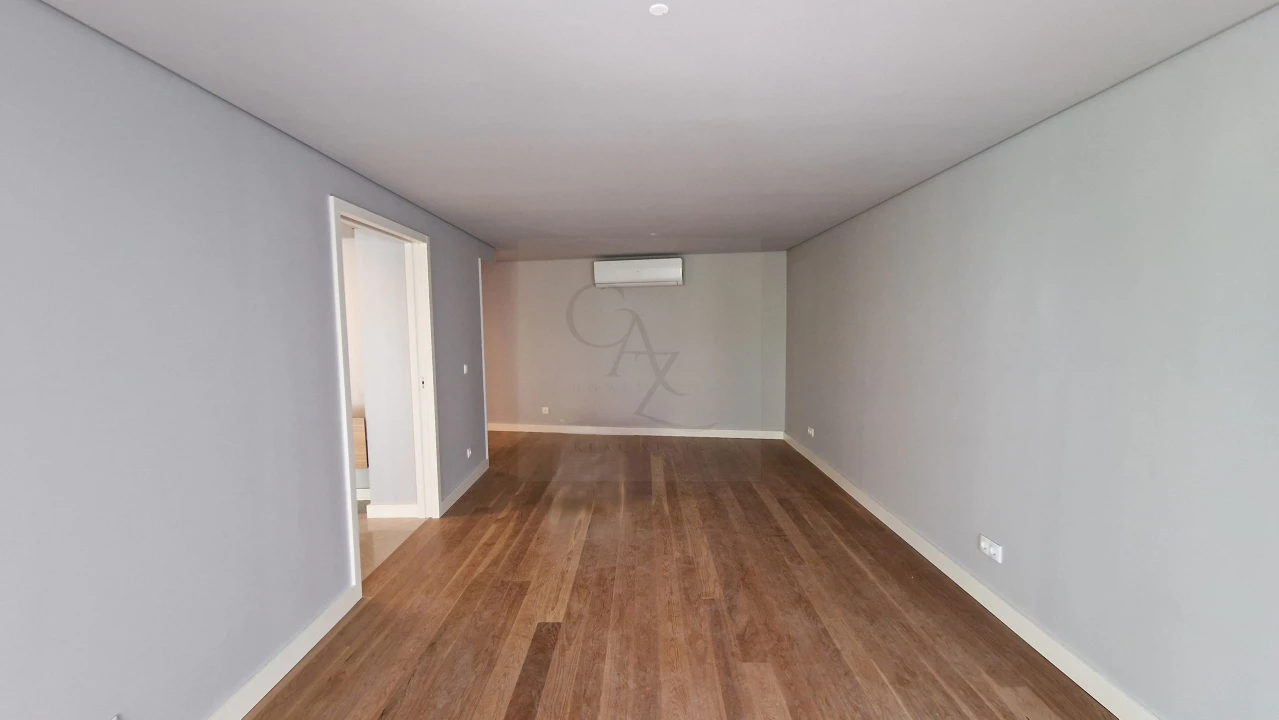 Apartamento T1 para Venda em Santo António Foto 6
