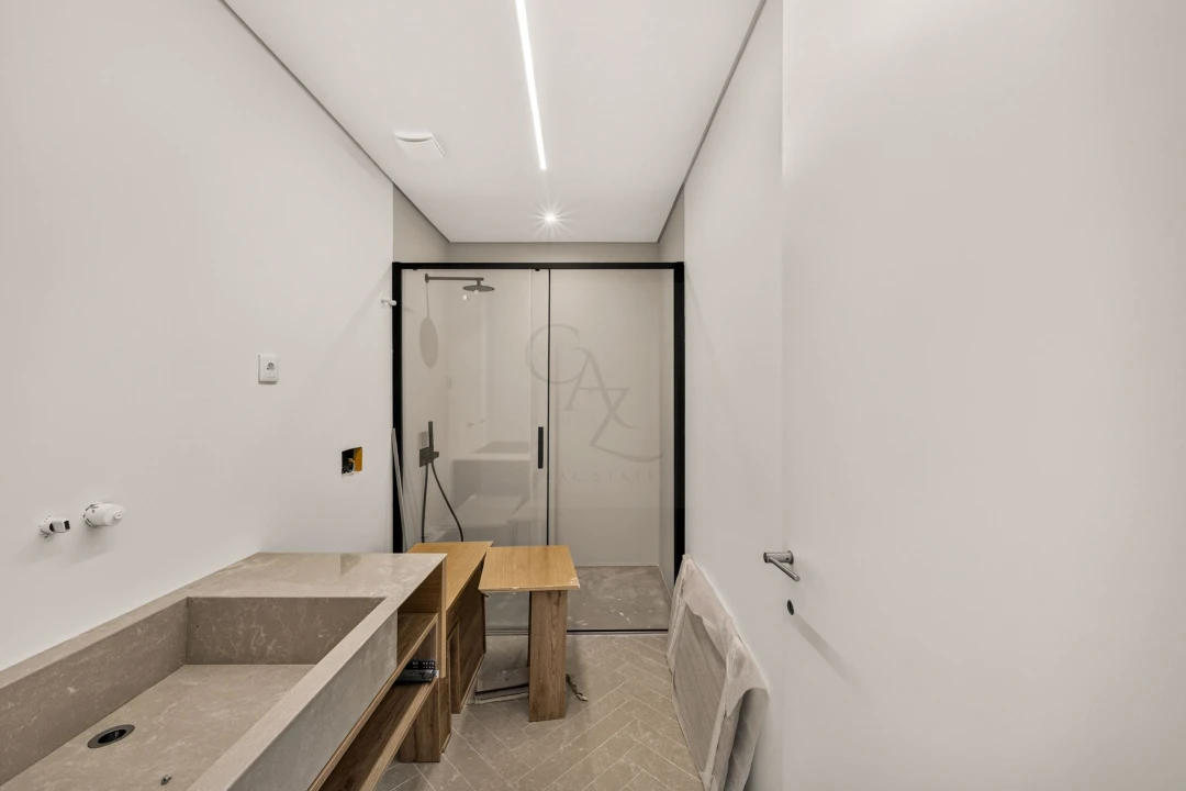 Apartamento T3 para Venda em Santo António Foto 13