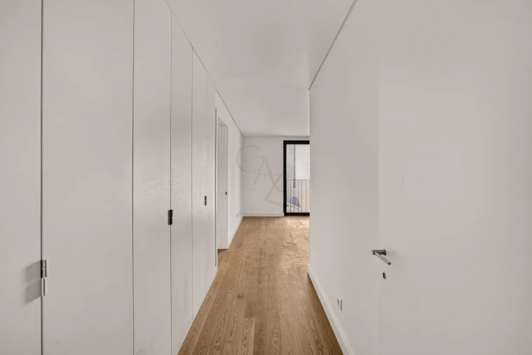 Apartamento T3 para Venda em Santo António Foto 22