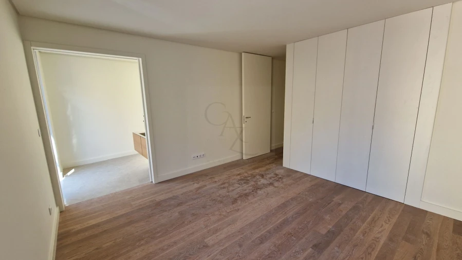 Apartamento T3 para Venda em Santo António Foto 6
