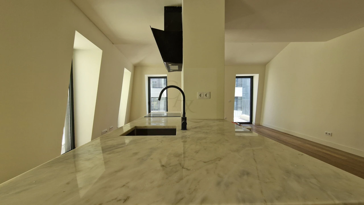 Apartamento T3 para Venda em Santo António Foto 9