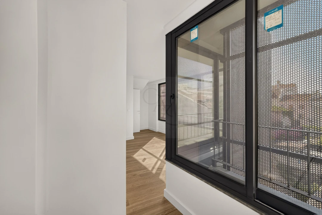 Apartamento T2 para Venda em Santo António Foto 28