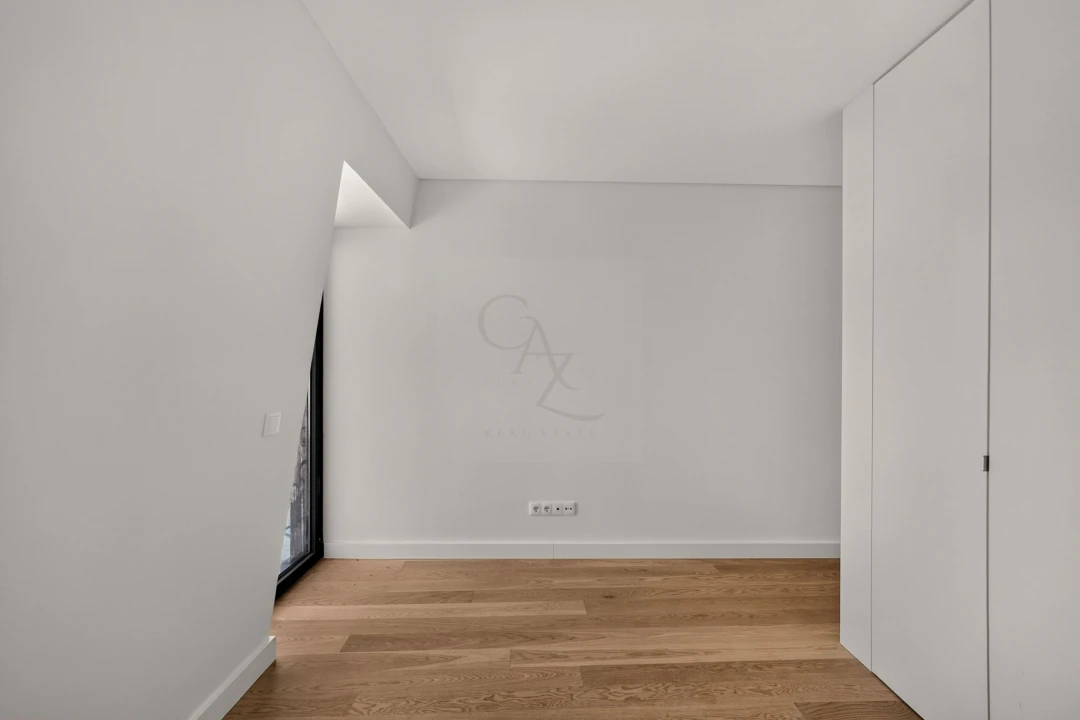 Apartamento T3 para Venda em Santo António Foto 21