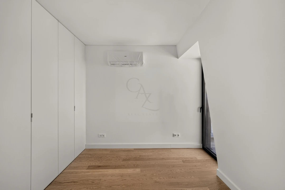 Apartamento T3 para Venda em Santo António Foto 19