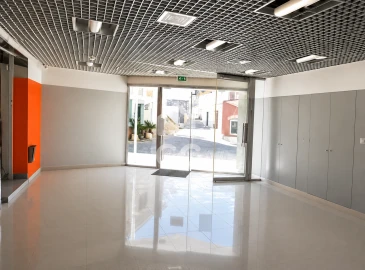 Negócio para Venda em Amiais de Baixo