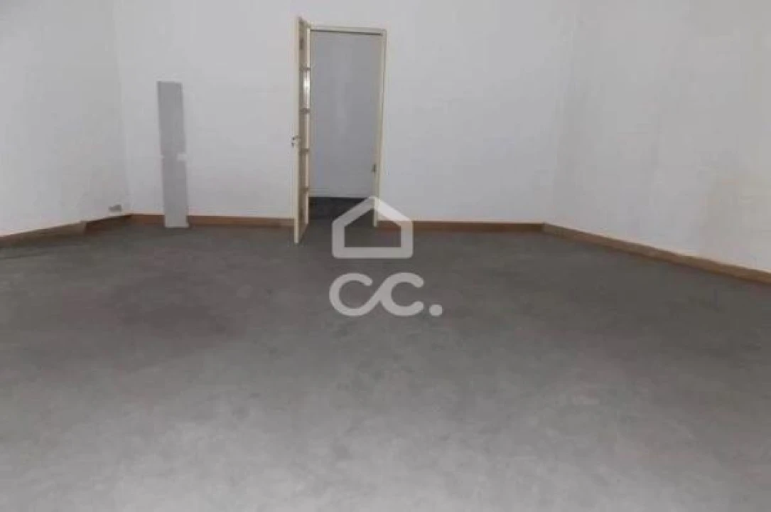 Negócio para Venda em Amiais de Baixo Foto 6