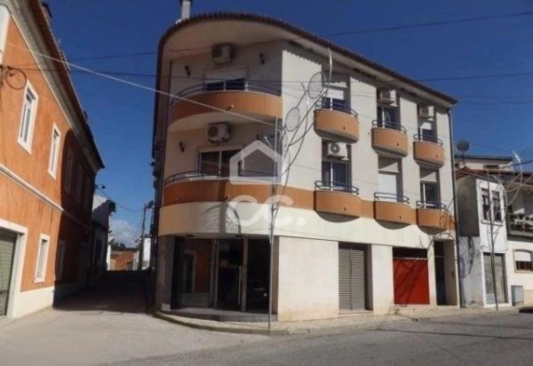 Negócio para Venda em Amiais de Baixo Foto 10