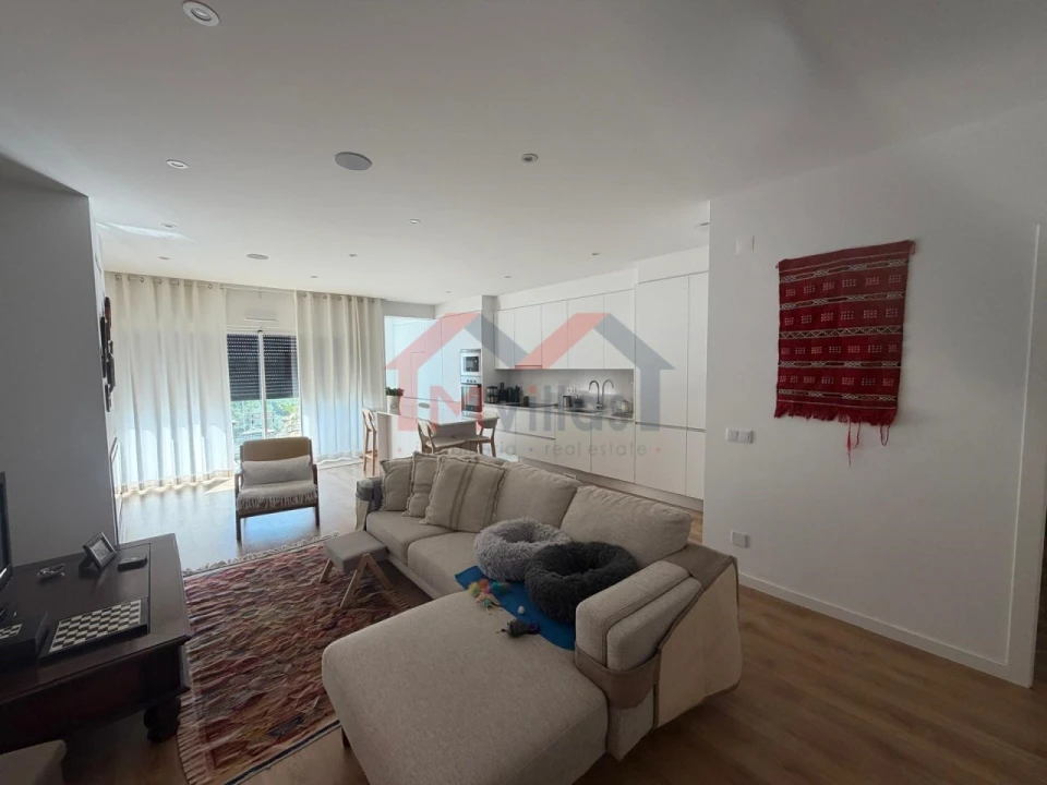 Apartamento T3 para Venda em São Brás de Alportel Foto 2