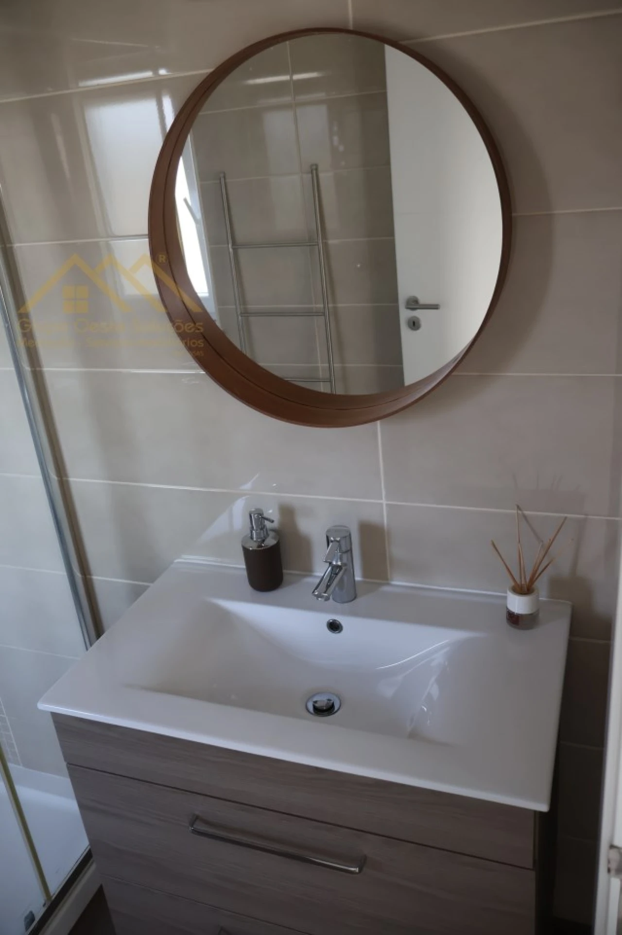 Apartamento T2 para Arrendamento em Ribamar Foto 10