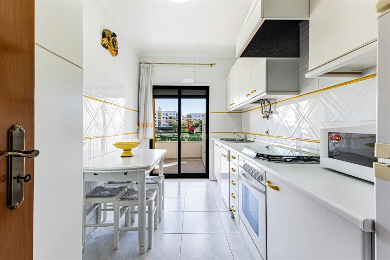 Apartamento T2 para Venda em Armação de Pera Foto 2