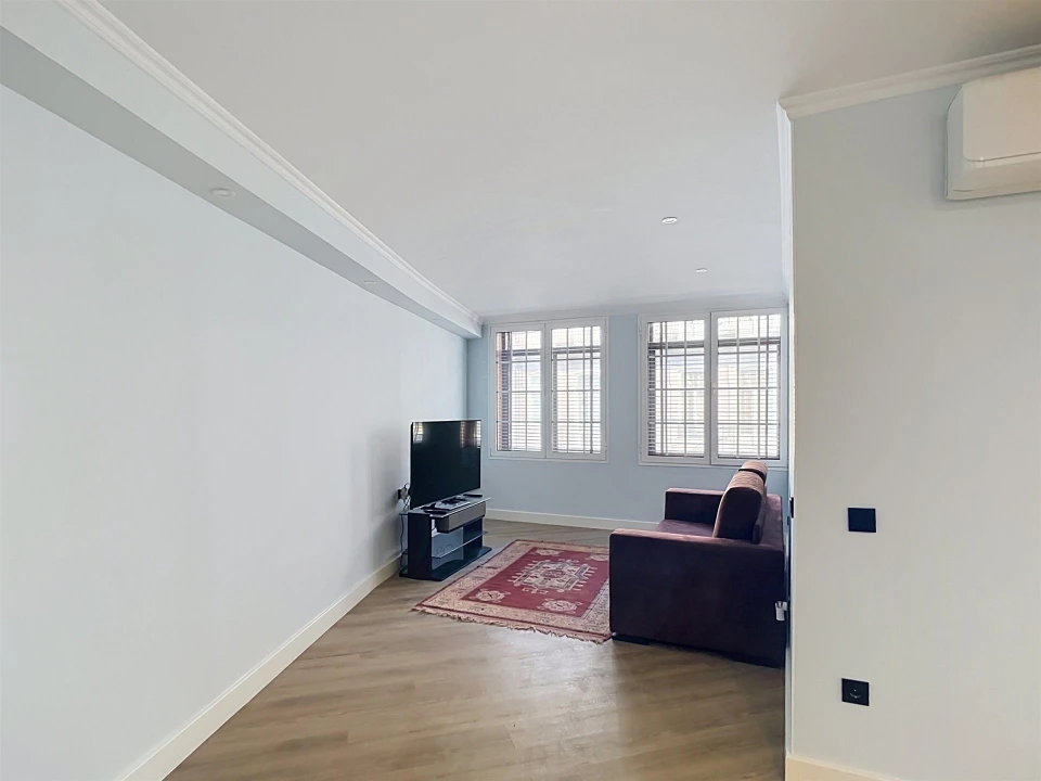 Apartamento T1 para Venda em Cedofeita, Santo Ildefonso, Sé, Miragaia, São Nicolau e Vitória Foto 11