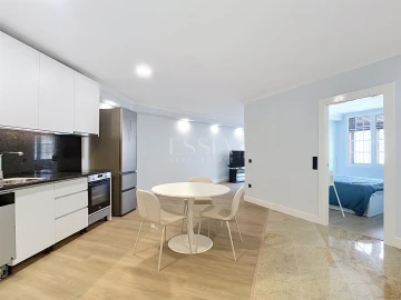 Apartamento T1 para Venda em Cedofeita, Santo Ildefonso, Sé, Miragaia, São Nicolau e Vitória