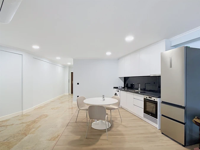 Apartamento T1 para Venda em Cedofeita, Santo Ildefonso, Sé, Miragaia, São Nicolau e Vitória Foto 17