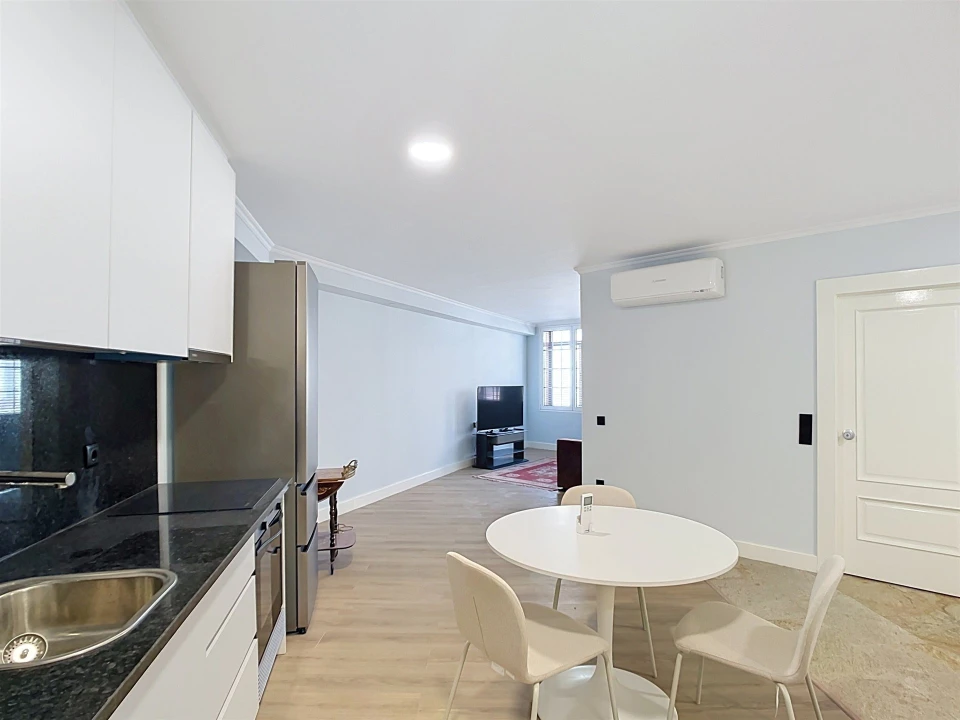 Apartamento T1 para Venda em Cedofeita, Santo Ildefonso, Sé, Miragaia, São Nicolau e Vitória Foto 10