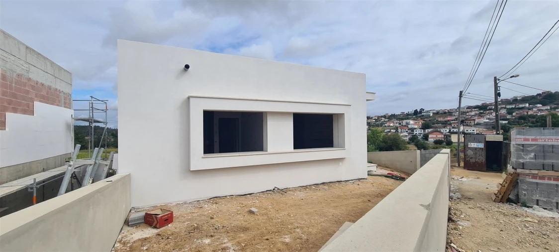 Moradia T4 para Venda em Leiria, Pousos, Barreira e Cortes Foto 3