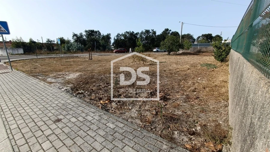 Terreno para Venda em Marinha Grande Foto 2