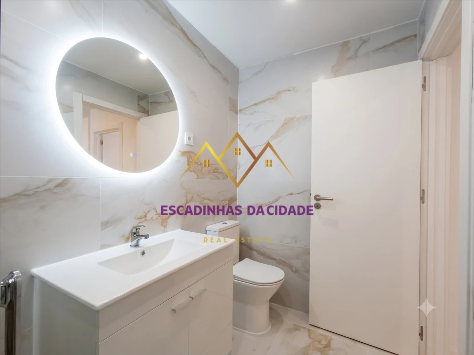 Apartamento T2 para Venda em Queluz e Belas Foto 24