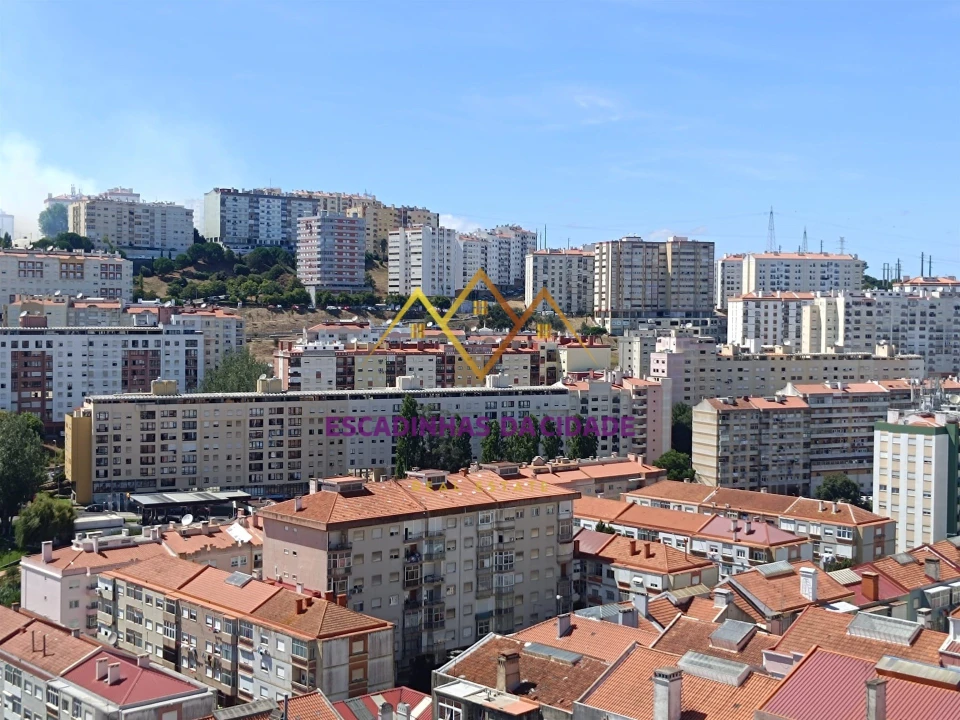 Apartamento T2 para Venda em Queluz e Belas Foto 31