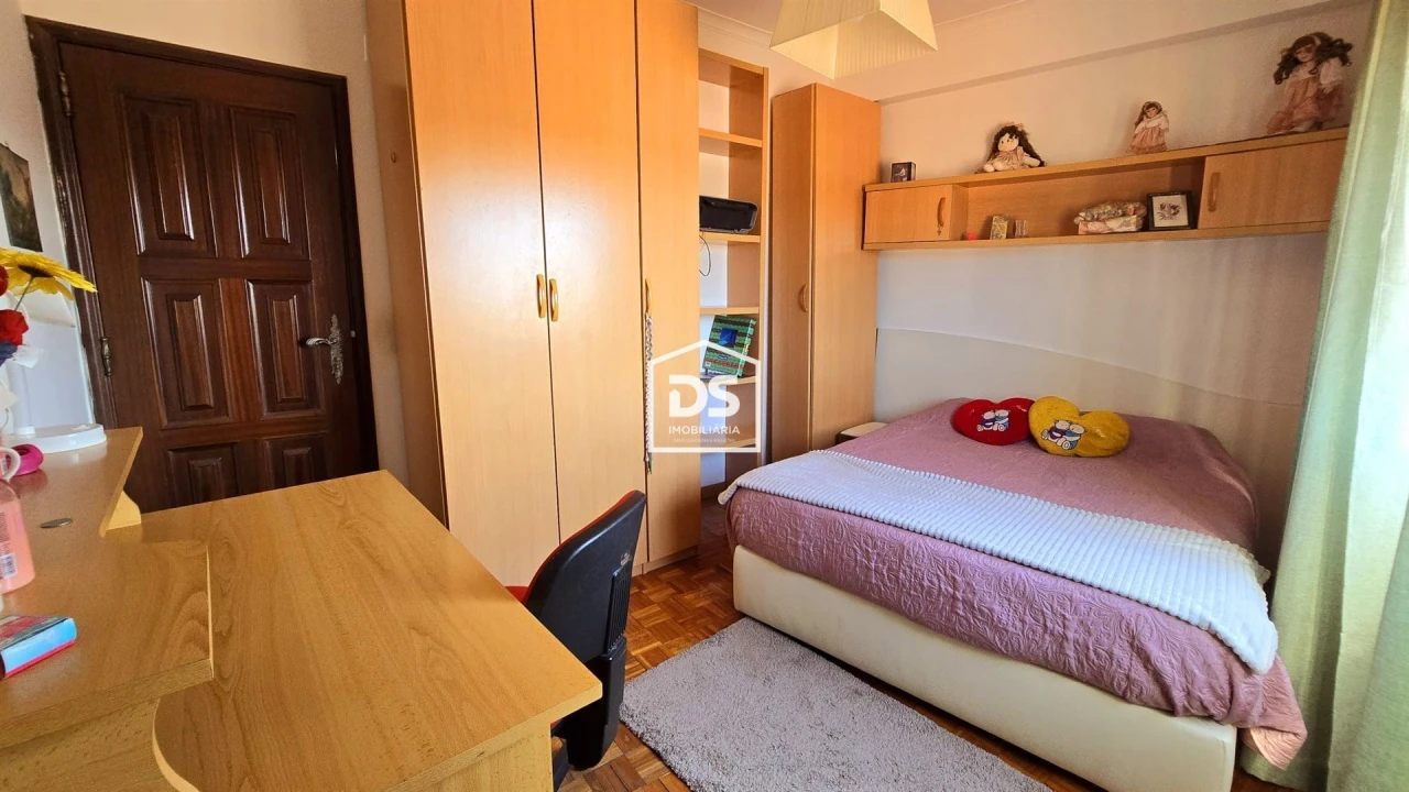 Apartamento T2 para Venda em Sabugal e Aldeia de Santo António Foto 8