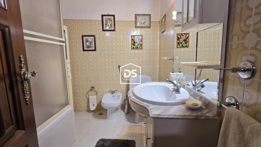 Apartamento T2 para Venda em Sabugal e Aldeia de Santo António Foto 11