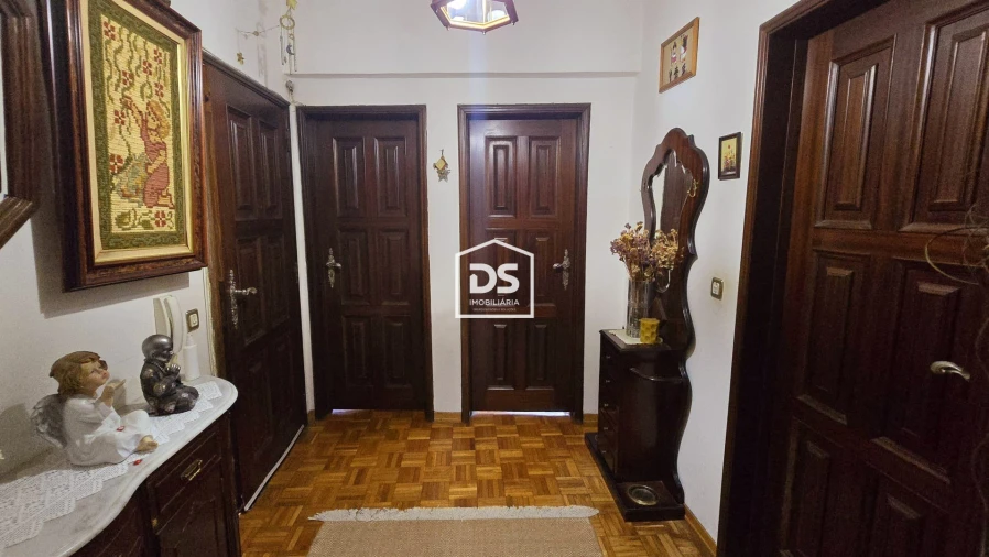 Apartamento T2 para Venda em Sabugal e Aldeia de Santo António Foto 5