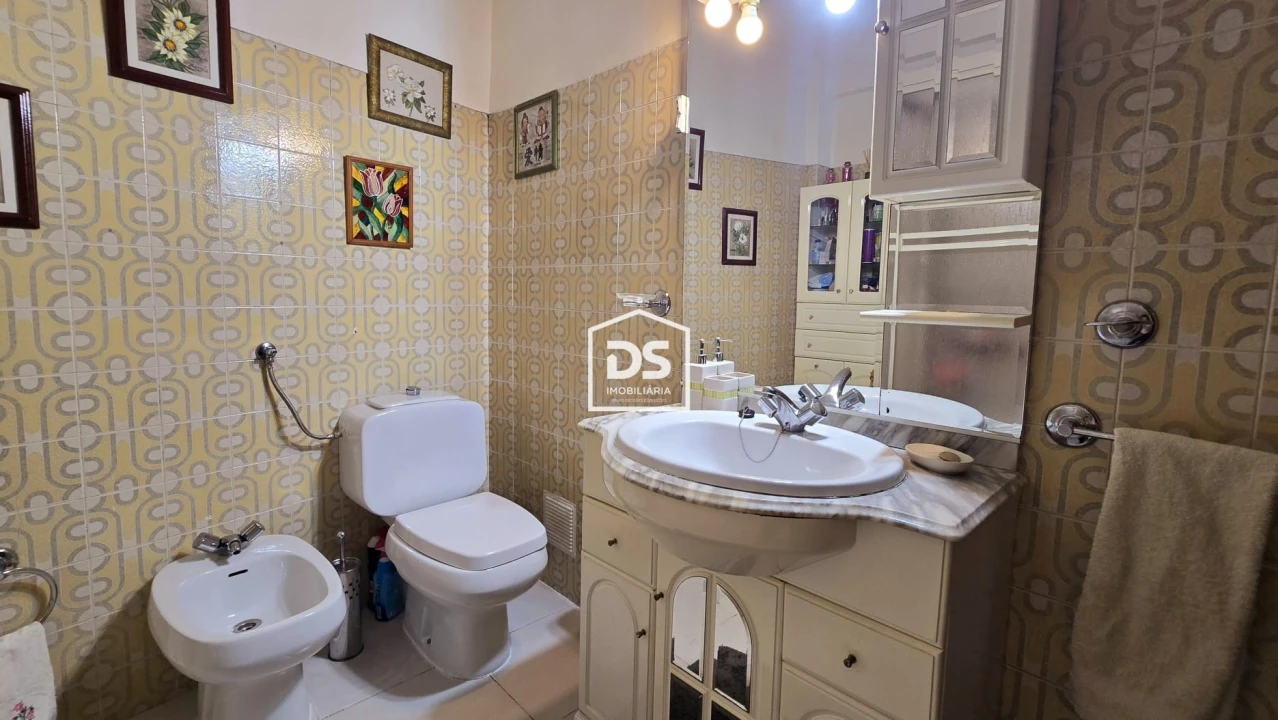 Apartamento T2 para Venda em Sabugal e Aldeia de Santo António Foto 12