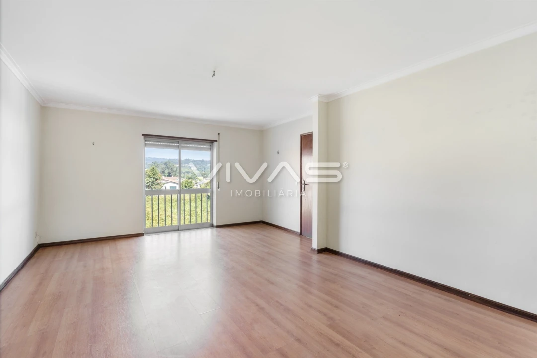 Apartamento T2 para Venda em Vila Verde e Barbudo Foto 7