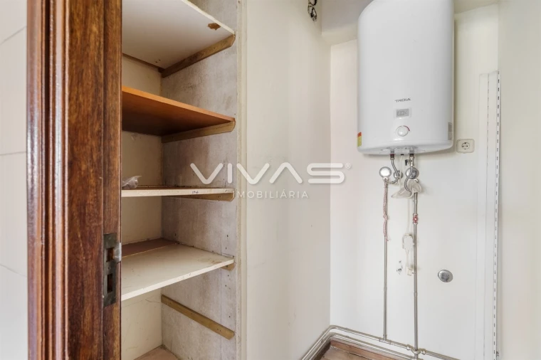 Apartamento T2 para Venda em Vila Verde e Barbudo Foto 13