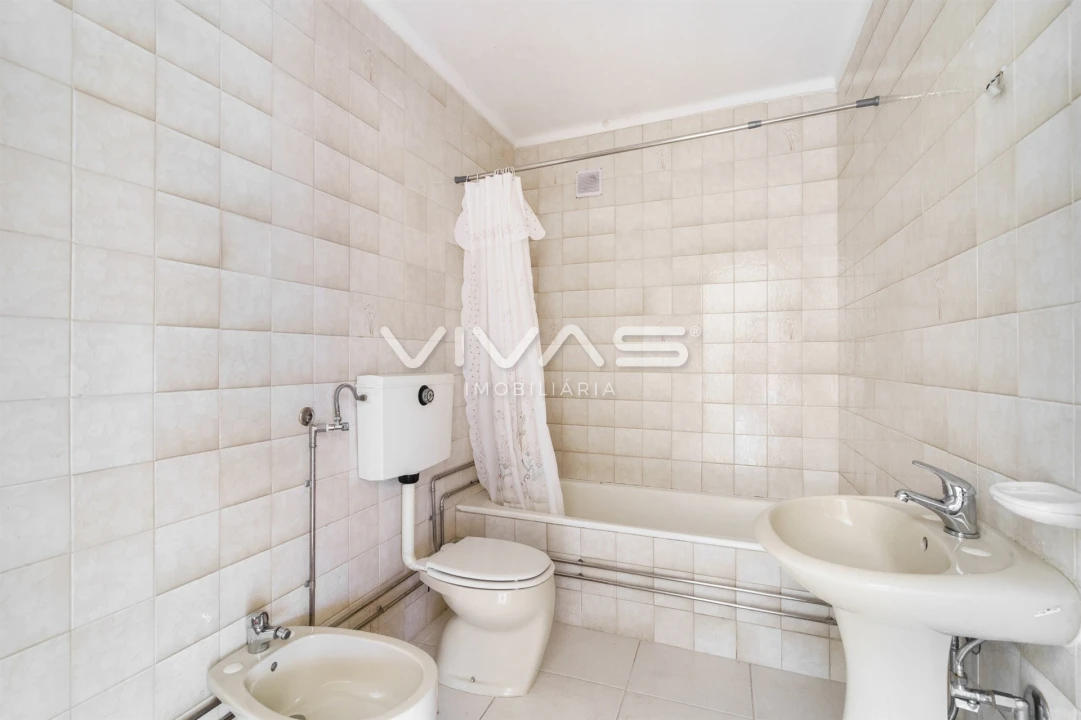 Apartamento T2 para Venda em Vila Verde e Barbudo Foto 21