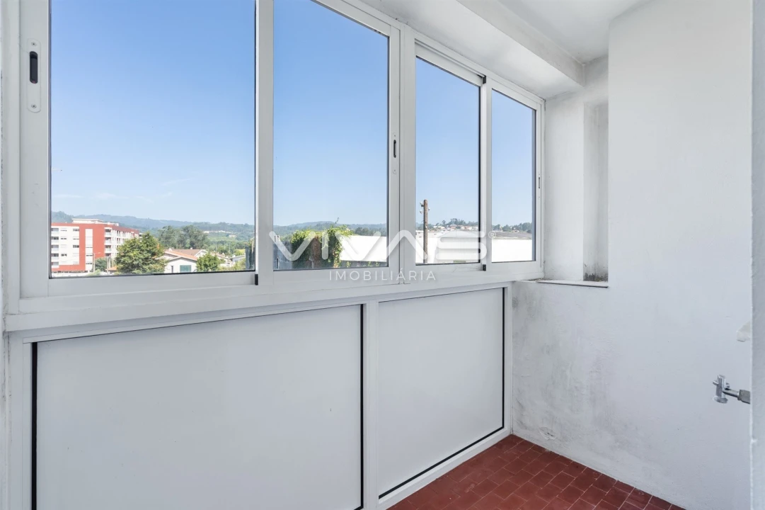 Apartamento T2 para Venda em Vila Verde e Barbudo Foto 14
