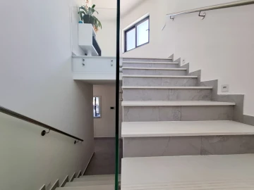Moradia T5 para Venda em Albufeira e Olhos de Água