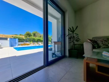 Moradia T5 para Venda em Albufeira e Olhos de Água