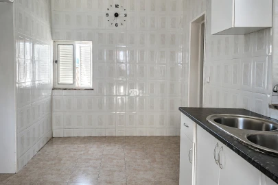 Moradia T2 para Venda em Riba de Ave