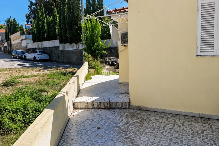 Moradia T2 para Venda em Riba de Ave Foto 6