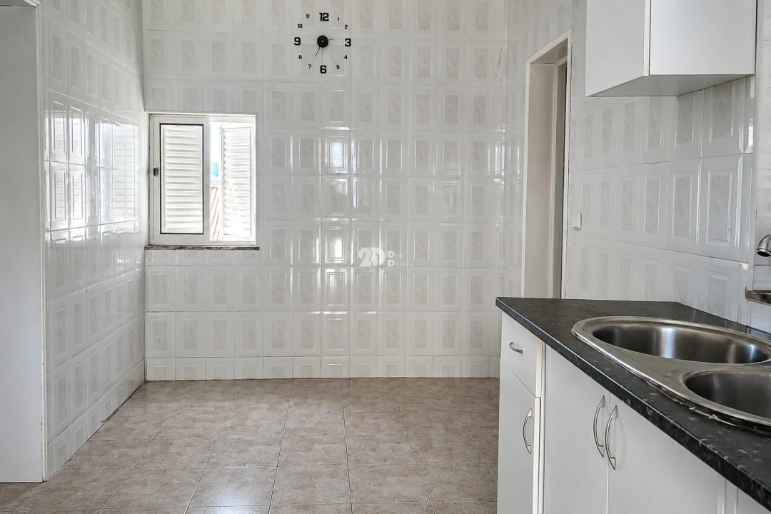 Moradia T2 para Venda em Riba de Ave Foto 9