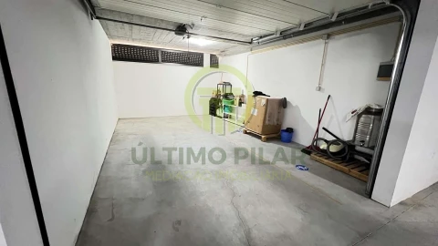 Apartamento T2 para Venda em Sé, Santa Maria e Meixedo