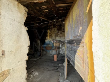 Moradia T1 para Venda em Adeganha e Cardanha