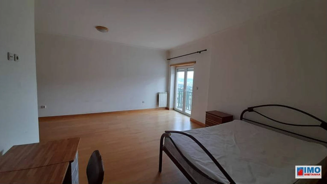 Apartamento T4 para Arrendamento em Covilhã e Canhoso Foto 2