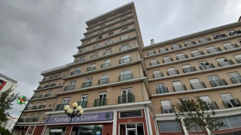 Apartamento T4 para Arrendamento em Covilhã e Canhoso
