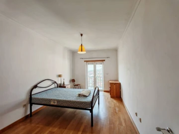 Apartamento T4 para Arrendamento em Covilhã e Canhoso