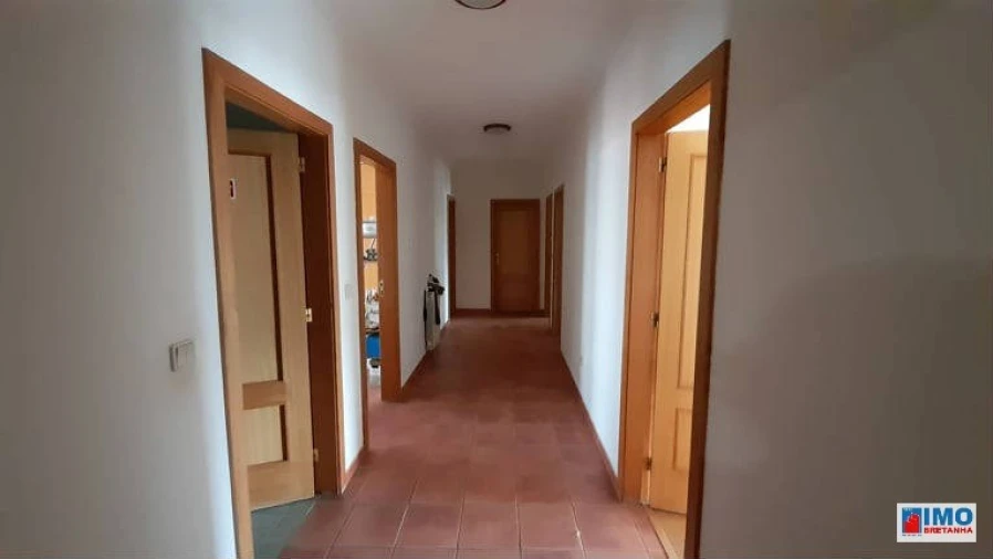 Apartamento T4 para Arrendamento em Covilhã e Canhoso Foto 6