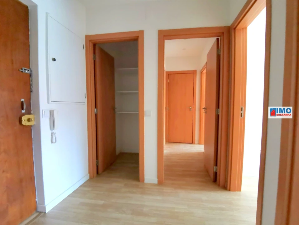 Apartamento T2 para Venda em Castelo Branco Foto 4