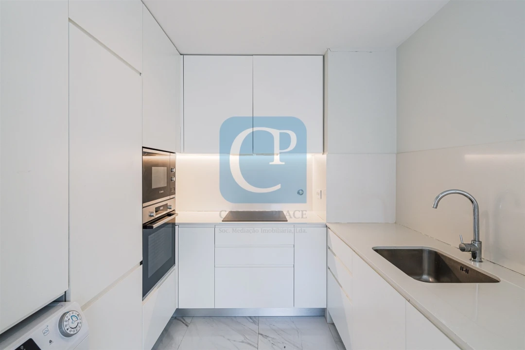 Apartamento T1 para Arrendamento em Paranhos Foto 8