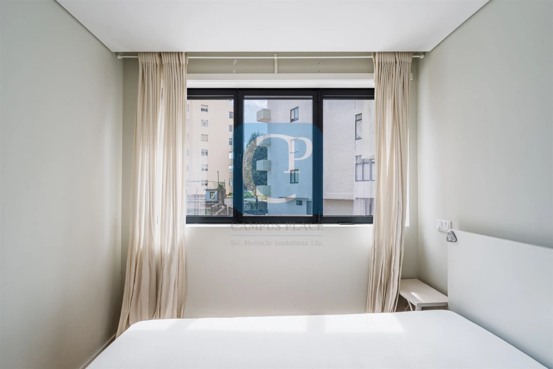 Apartamento T1 para Arrendamento em Paranhos Foto 12