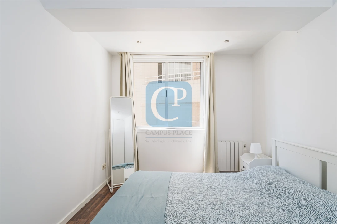 Apartamento T1 para Arrendamento em Lordelo do Ouro e Massarelos Foto 13