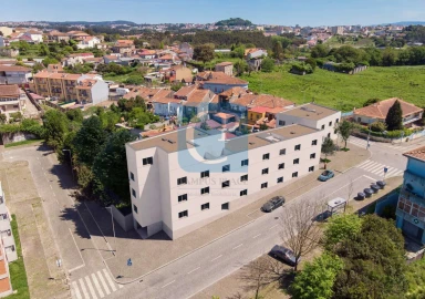 Apartamento T2 para Venda em Campanhã