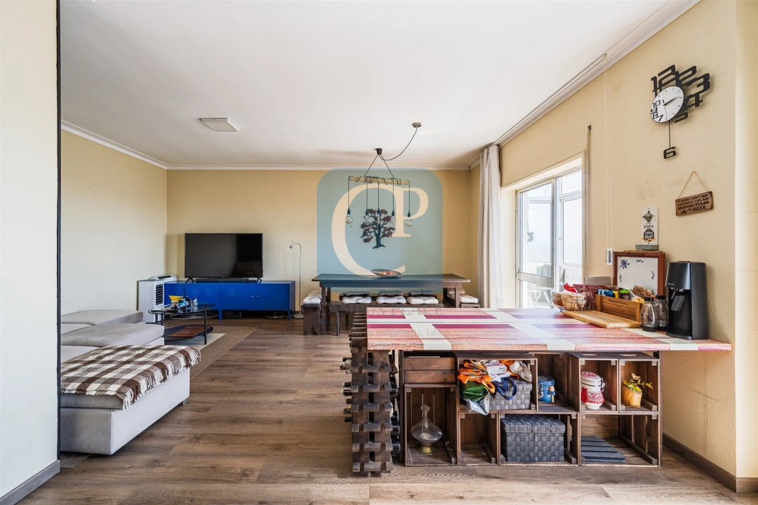 Apartamento T3 para Venda em Mafamude e Vilar do Paraíso Foto 5