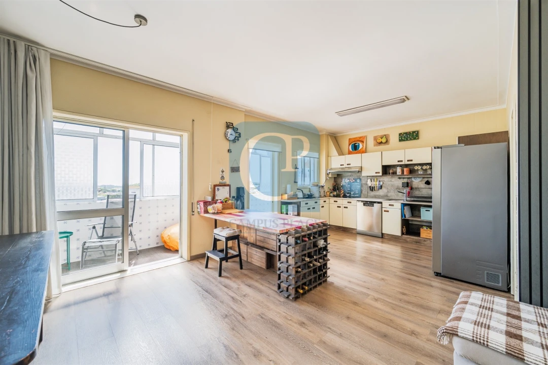Apartamento T3 para Venda em Mafamude e Vilar do Paraíso Foto 6
